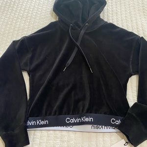 Calvin Klein performance crop sweatshirt hoodie.